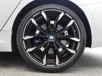 2025 BMW 3 SERIES thumbnail 19