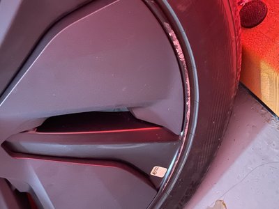 TESLA MODEL Y - 5