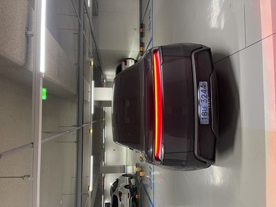 TESLA MODEL Y - 7
