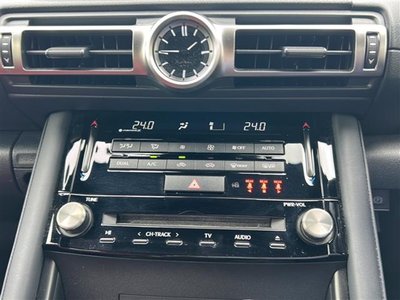 LEXUS IS 2021 thumbnail 12