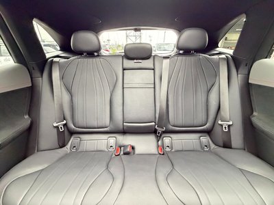 2025 Mercedes-BENZ EQE — миниатюра 53