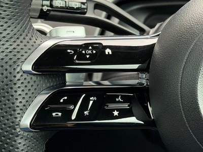2025 Mercedes-BENZ EQE — миниатюра 35