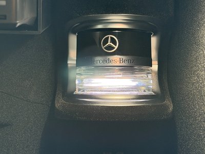 2025 Mercedes-BENZ EQE — миниатюра 39
