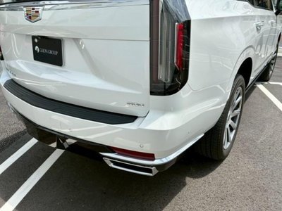 CADILLAC ESCALADE - 7