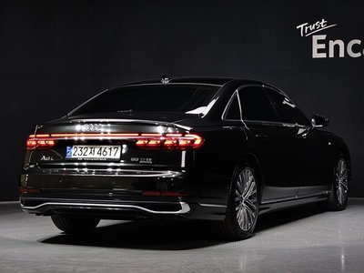 AUDI A8 - 4