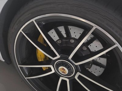 صورة مصغرة 15 لـ 2022 Porsche 911