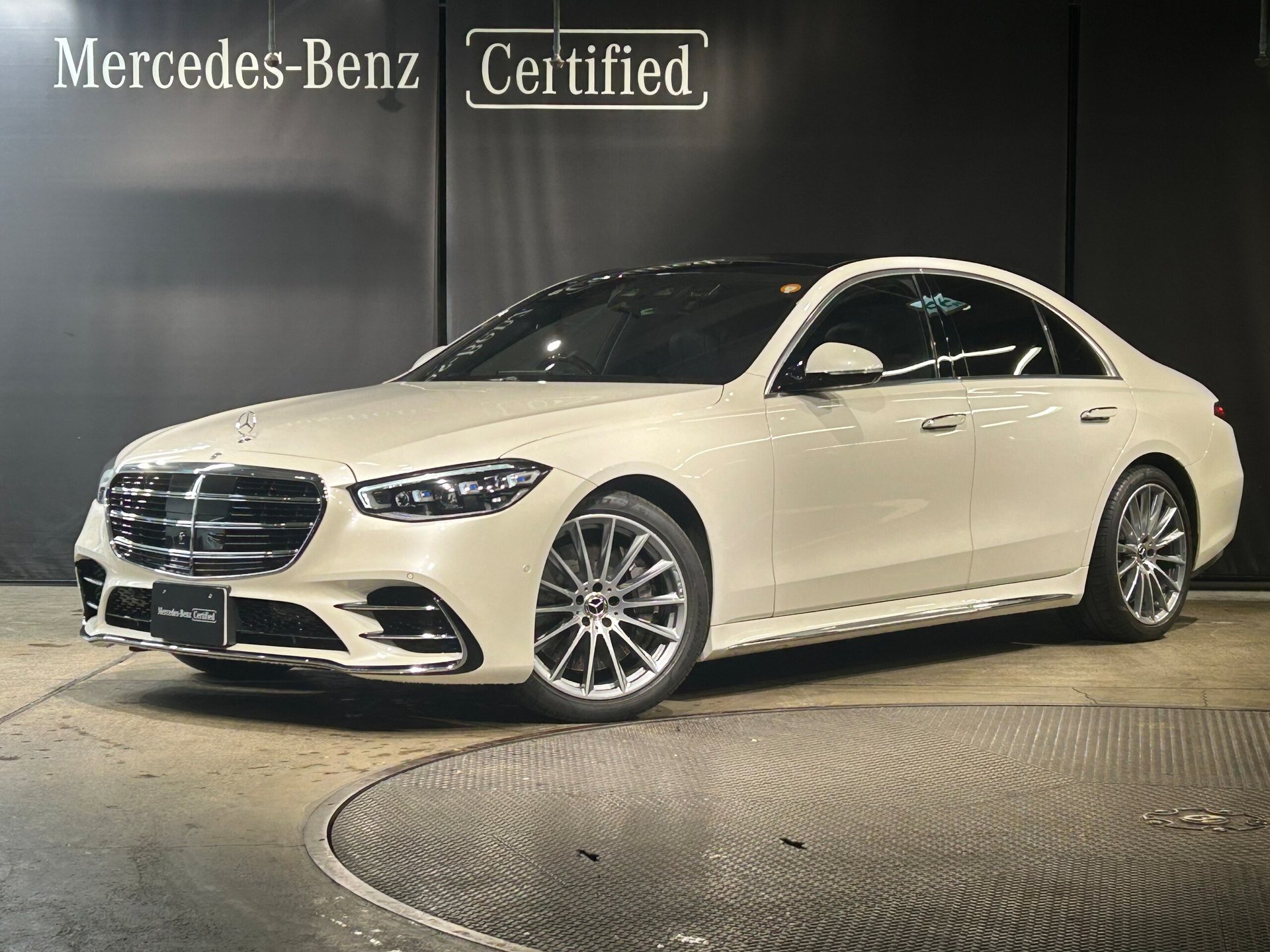 MERCEDES-BENZ S-CLASS - View 1