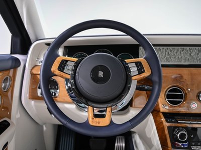 ROLLS-ROYCE PHANTOM - 10