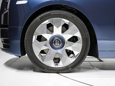 ROLLS-ROYCE PHANTOM - 6