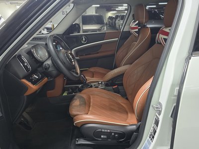 MINI COUNTRYMAN - 10