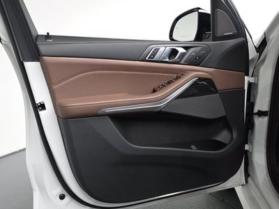 2024 BMW X5 thumbnail 14