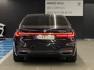 BMW 7 SERIES - 3