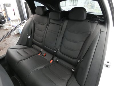 MERCEDES-BENZ C-CLASS AMG - 7