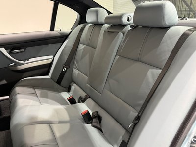 صورة مصغرة 27 لـ 2009 BMW M3 SEDAN