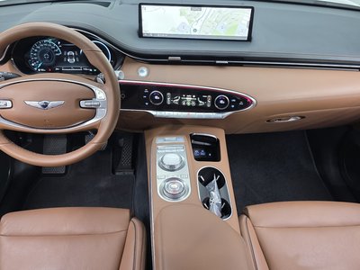 صورة 5 لـ 2022 Genesis GV70