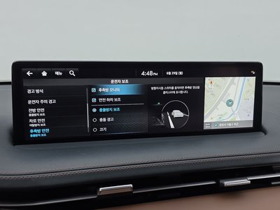 2022 Genesis GV70 — миниатюра 17