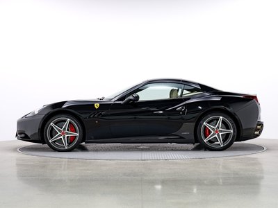 FERRARI CALIFORNIA - 8