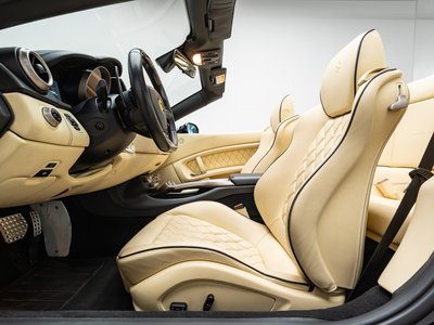 FERRARI CALIFORNIA - 4