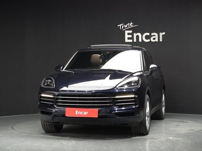 2019 Porsche CAYENNE 照片 2