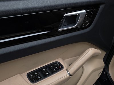 2019 Porsche CAYENNE — миниатюра 34