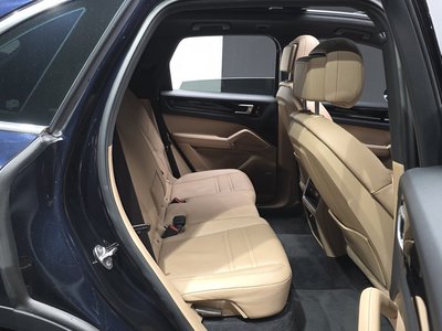 2019 Porsche CAYENNE — миниатюра 17
