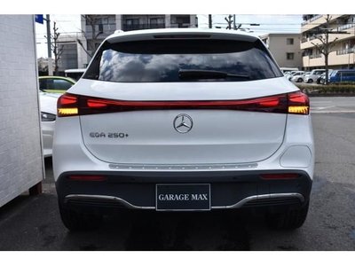 MERCEDES-BENZ EQA - 2