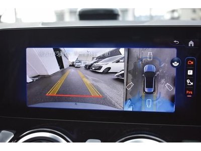 MERCEDES-BENZ EQA - 5