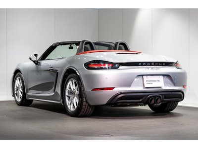 PORSCHE 718 BOXSTER - 2