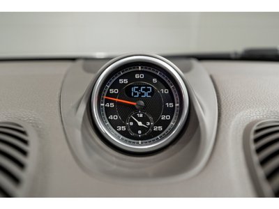 PORSCHE 718 BOXSTER - 7