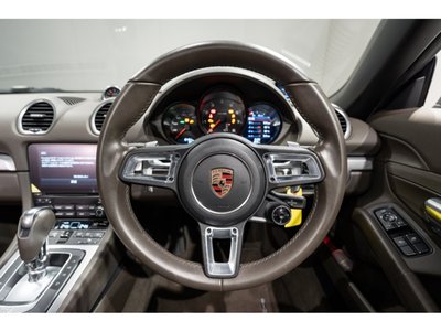 PORSCHE 718 BOXSTER - 5
