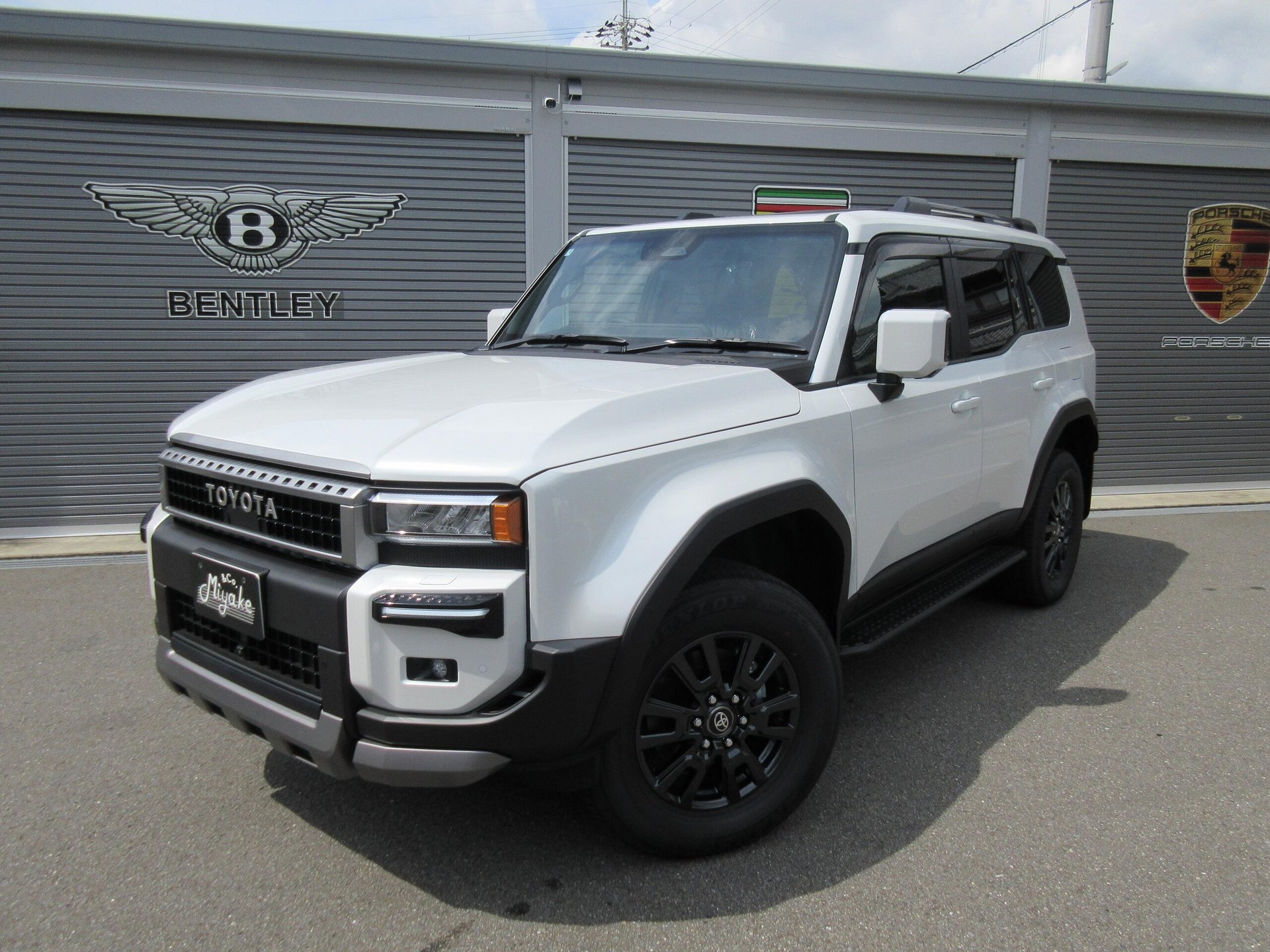 TOYOTA LAND CRUISER 250 - View 1