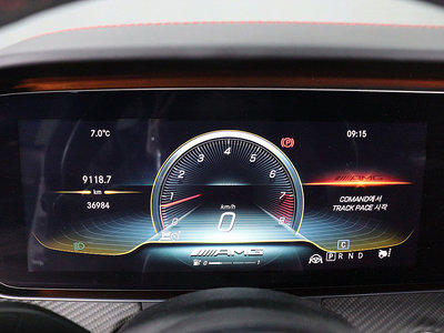 MERCEDES-BENZ GT AMG - 7