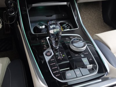 صورة 9 لـ 2022 BMW X7