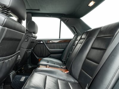 1992 Mercedes-BENZ MEDIUM-CLASS thumbnail 34