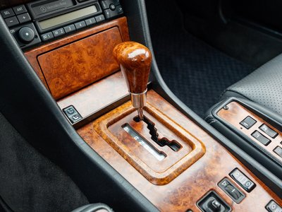 1992 Mercedes-BENZ MEDIUM-CLASS thumbnail 27