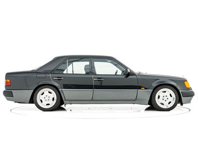 MERCEDES-BENZ MEDIUM-CLASS - 8
