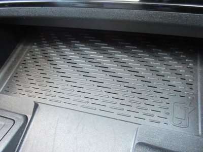 MERCEDES-BENZ GLA - 5