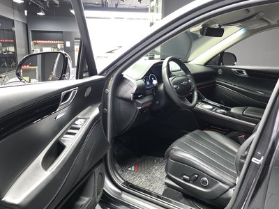 2021 Genesis GV80 — миниатюра 13