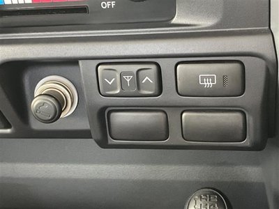 TOYOTA LAND CRUISER - 9