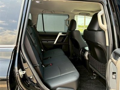 2023 Toyota LAND CRUISER PRADO — миниатюра 18
