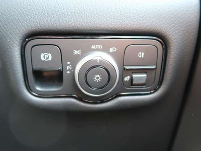 2024 Mercedes-BENZ V-CLASS 缩略图 32