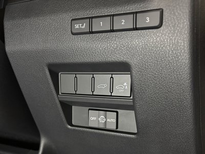 صورة مصغرة 29 لـ 2025 Lexus GX