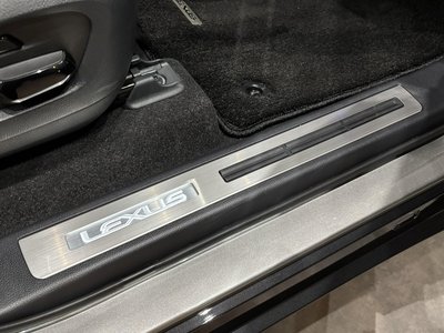 صورة مصغرة 39 لـ 2025 Lexus GX
