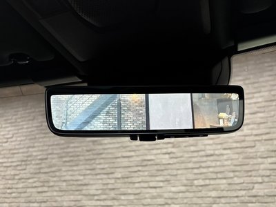 صورة مصغرة 25 لـ 2025 Lexus GX