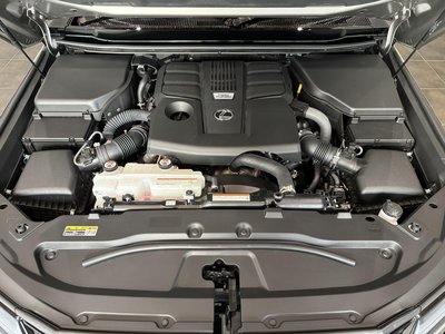 صورة مصغرة 13 لـ 2025 Lexus GX