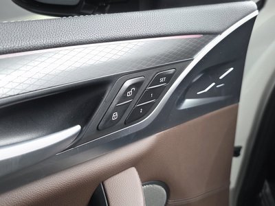 2025 BMW X4 thumbnail 29