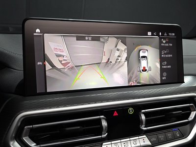 2025 BMW X4 thumbnail 21