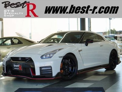 NISSAN GT-R