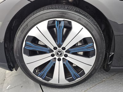 MERCEDES-BENZ EQS - 6