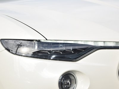 MASERATI LEVANTE - 10